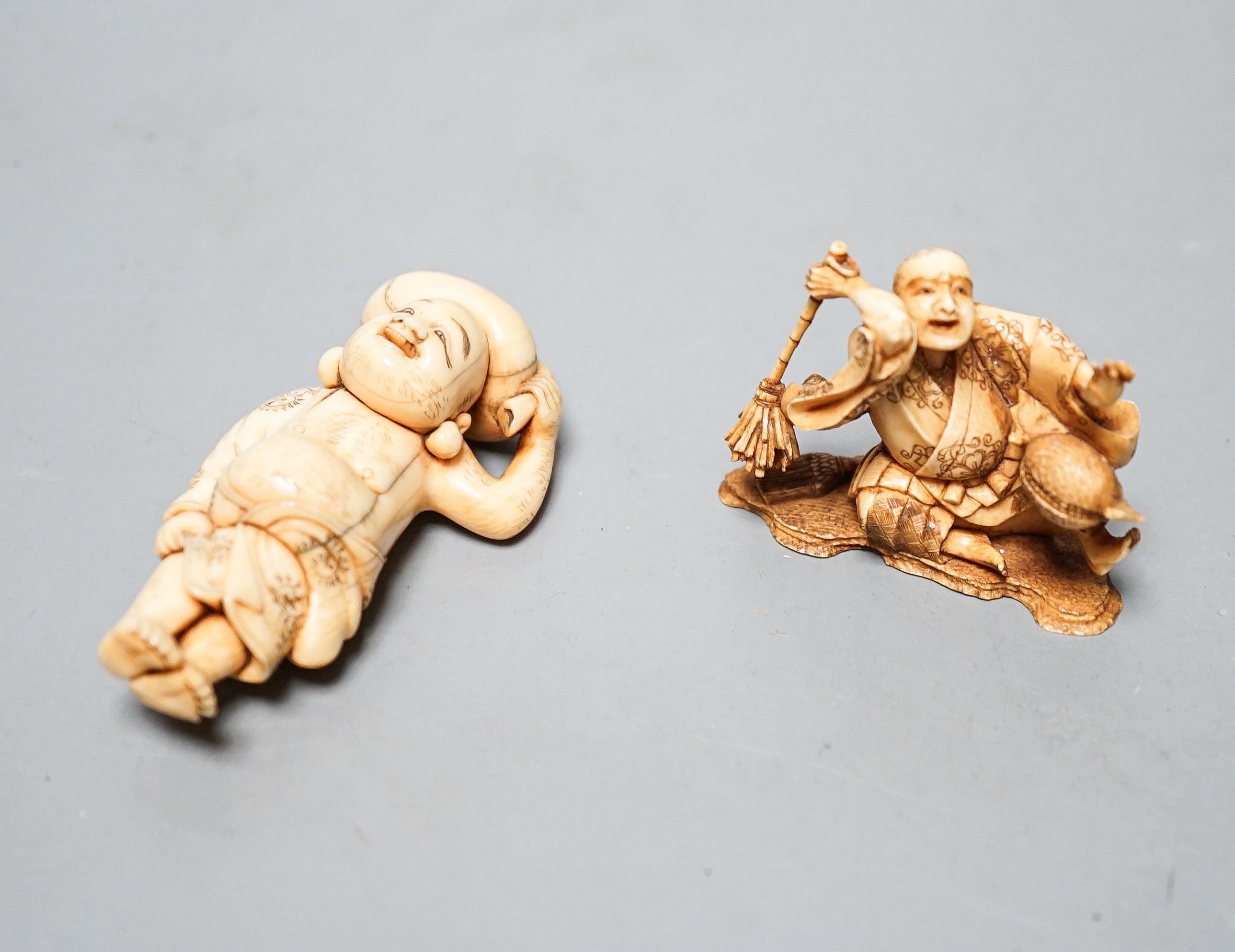 Two fine Japanese Ivory Netsuke, 19th century
